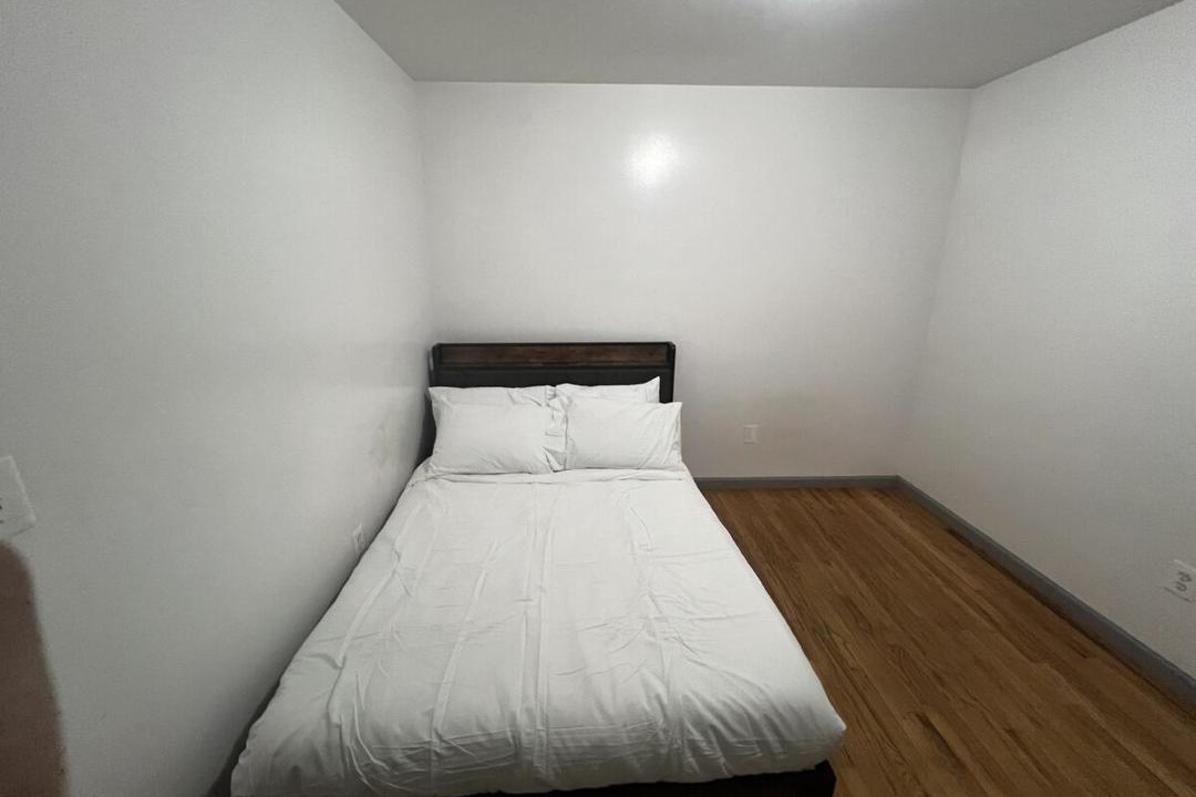 Photo of Bedroom in Communipaw