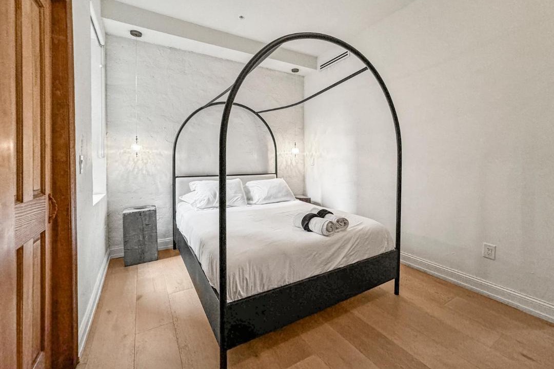 Photo of Bedroom in Society Hill