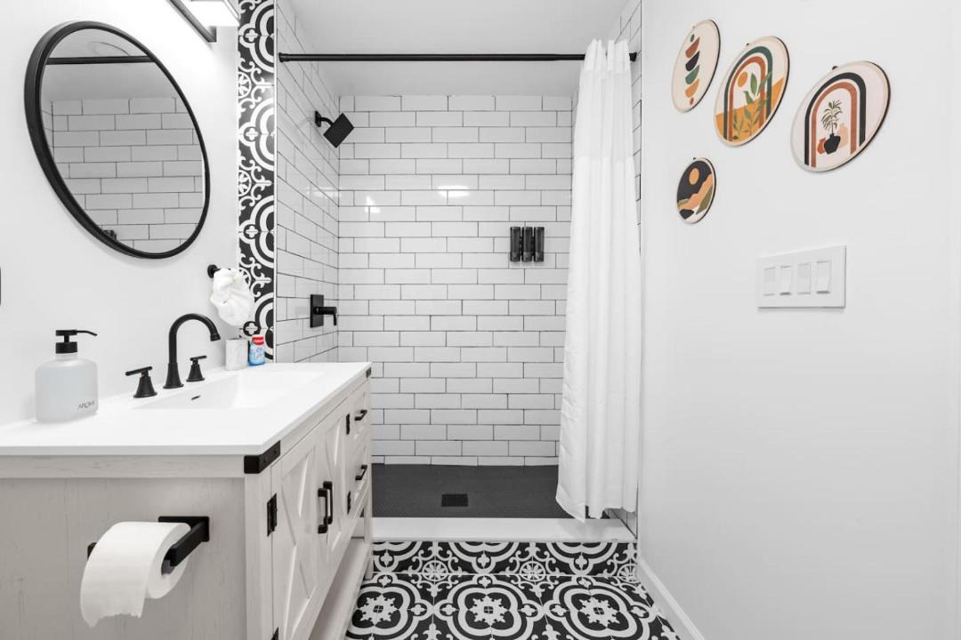Photo of Bathroom in Constable Hook