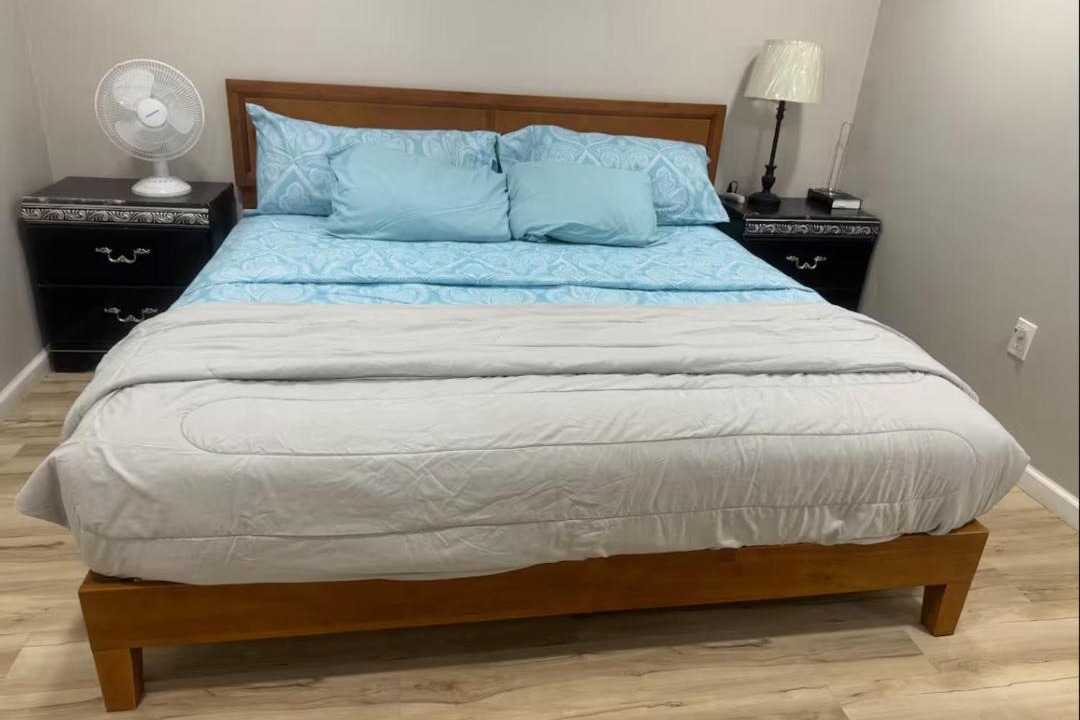 Photo of Bedroom in Iselin