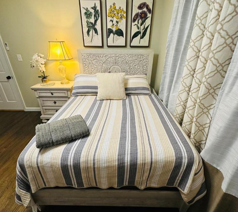 Photo of Bedroom in Yardville-Groveville