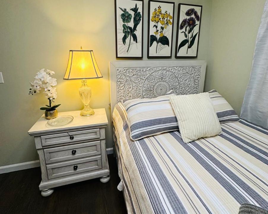 Photo of Bedroom in Yardville-Groveville
