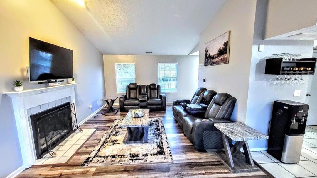 Photo of Livingroom in Reynoldsburg