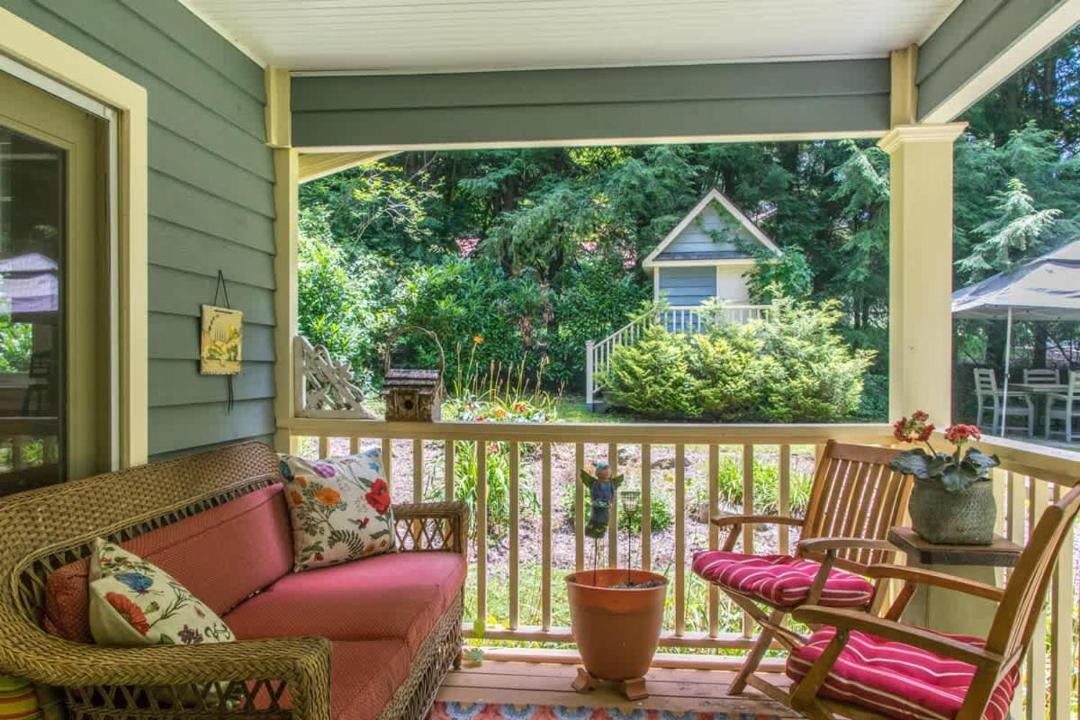 Photo of Patio Balcony in Hendersonville