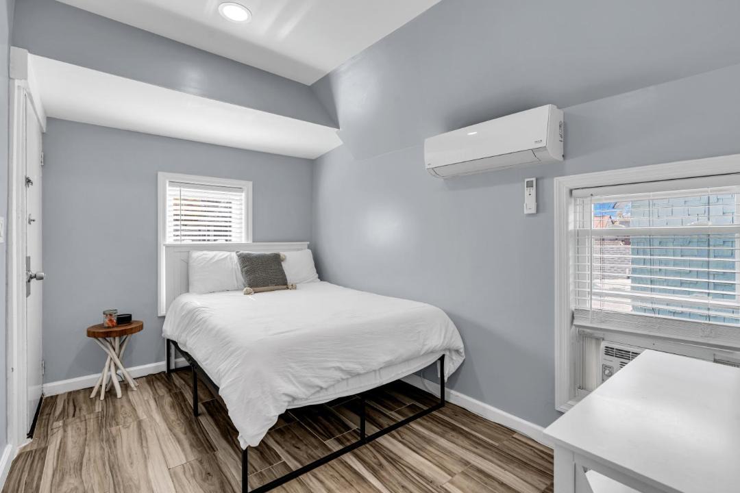 Photo of Bedroom in Ocean Grove