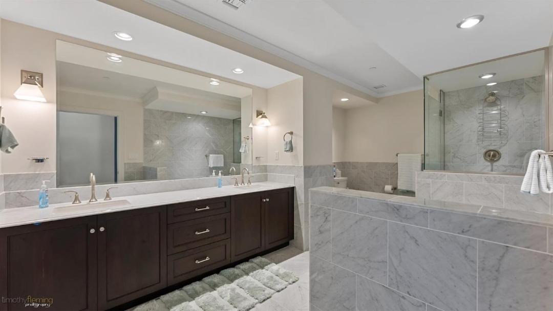Photo of Bathroom in Diamond Beach
