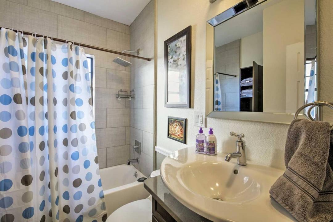Photo of Bathroom in Coronado