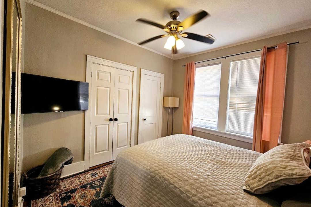 Photo of Bedroom in Vollintine-Evergreen
