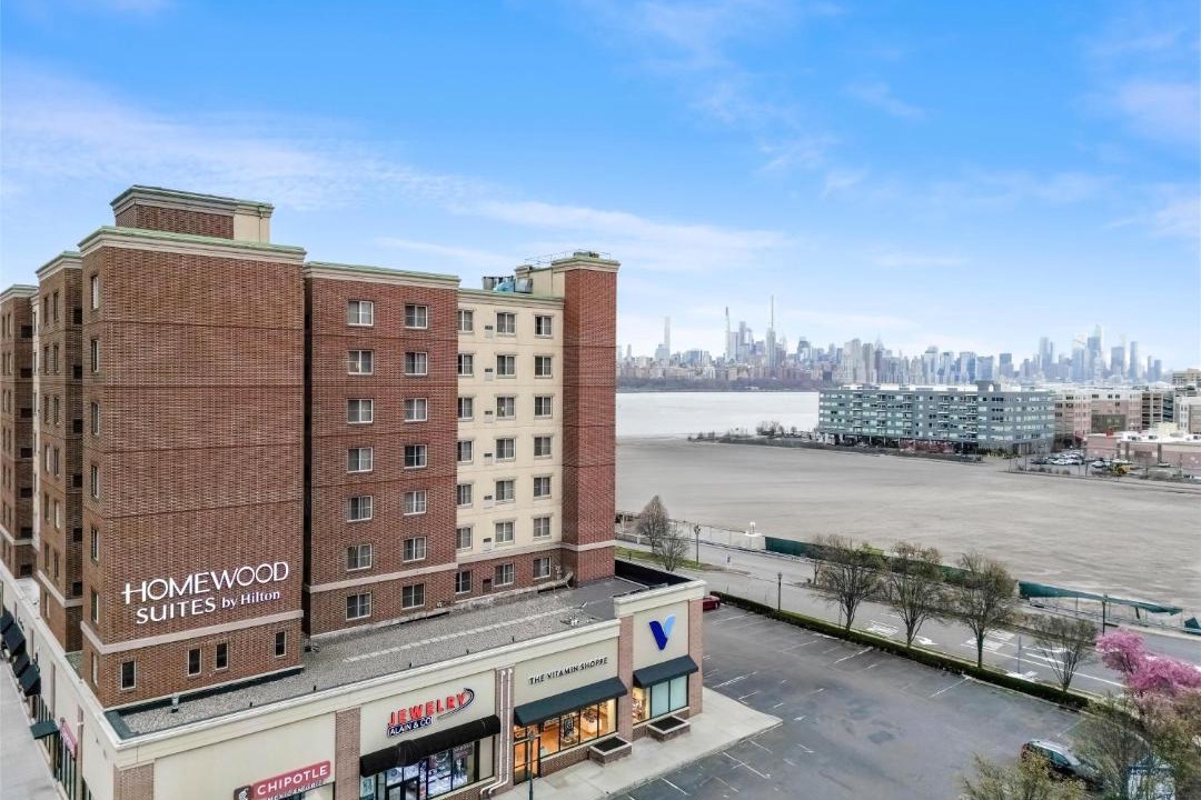 Photo of Others in Edgewater