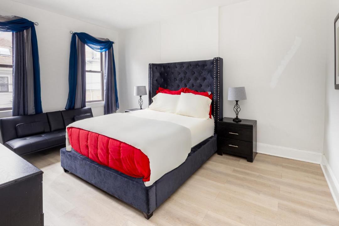 Photo of Bedroom in West New York