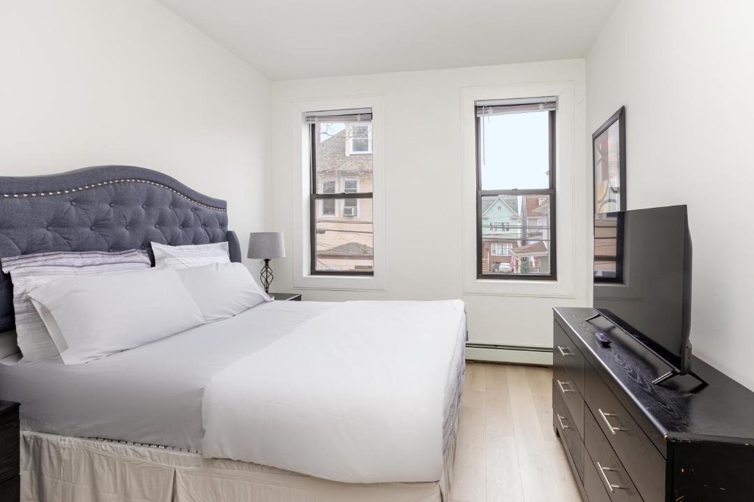Photo of Bedroom in West New York