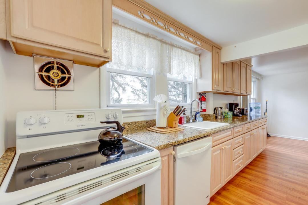 Photo of Kitchen in Surf City