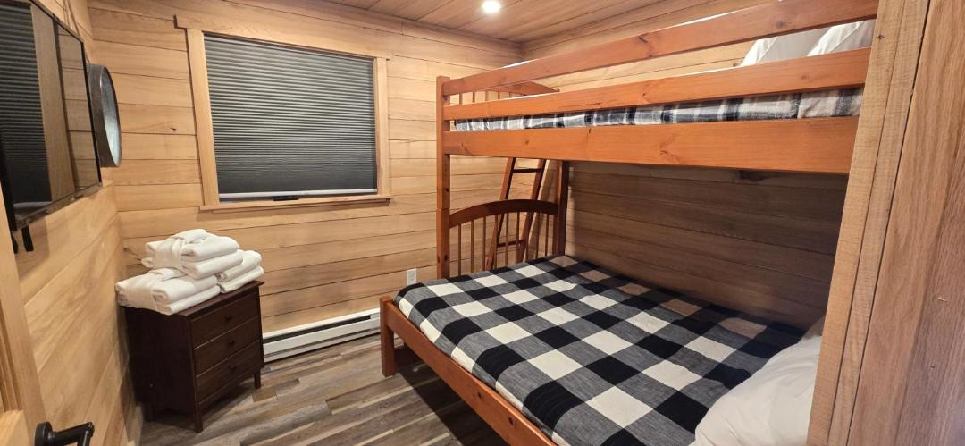 Photo of Bedroom in Oakland