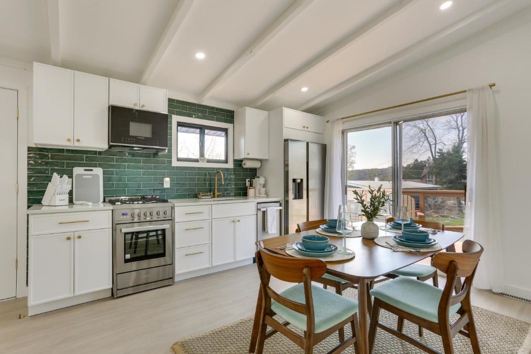 Photo of Kitchen in Kauneonga Lake
