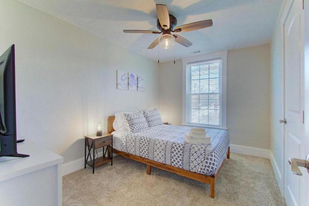 Photo of Bedroom in Vermilion