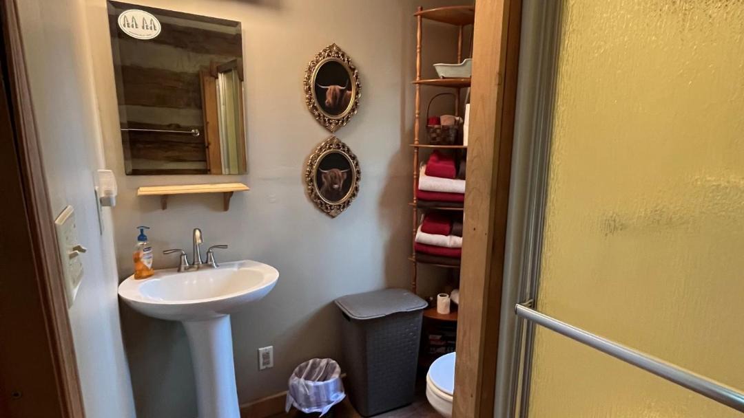 Photo of Bathroom in Logan