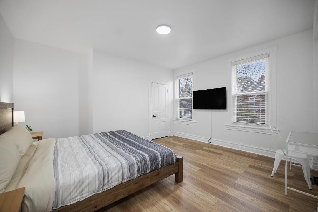 Photo of Bedroom in Shadyside