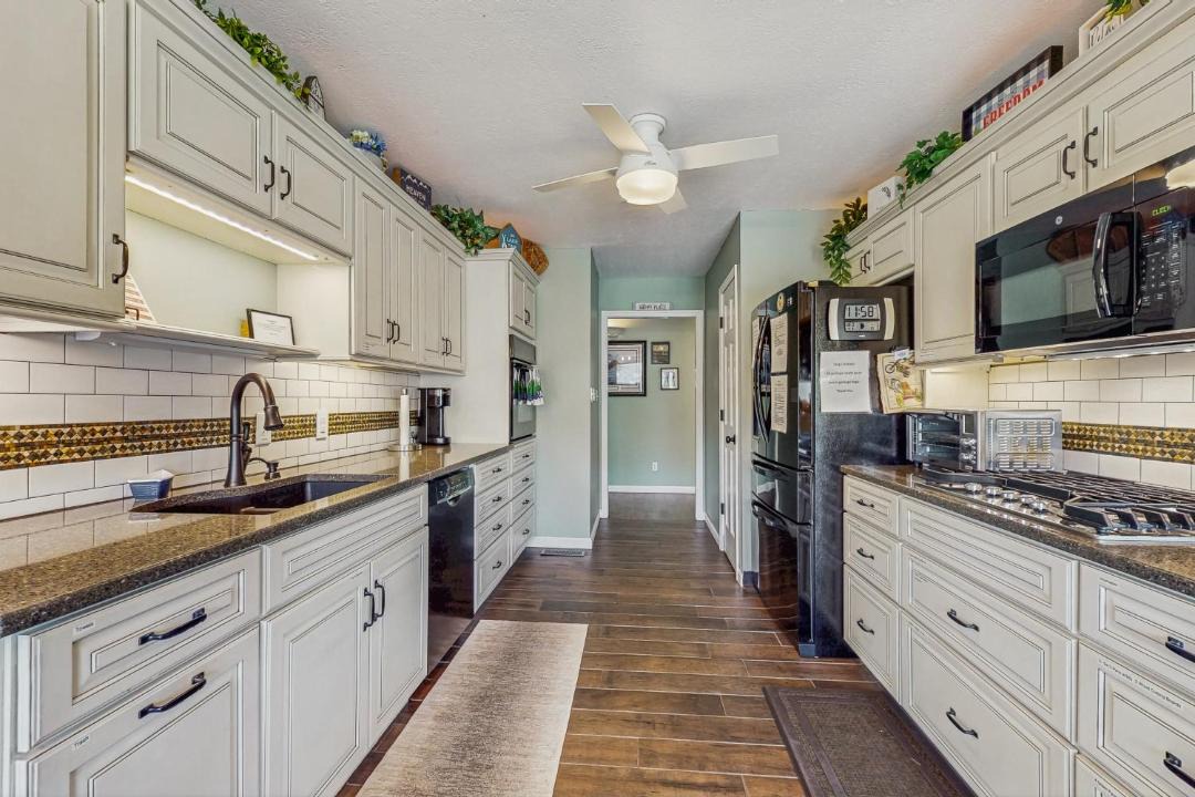 Photo of Kitchen in Caryville