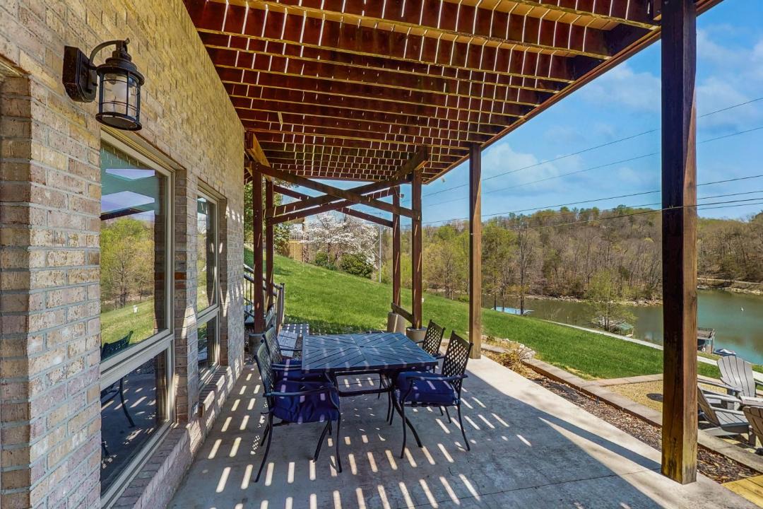 Photo of Patio Balcony in Caryville