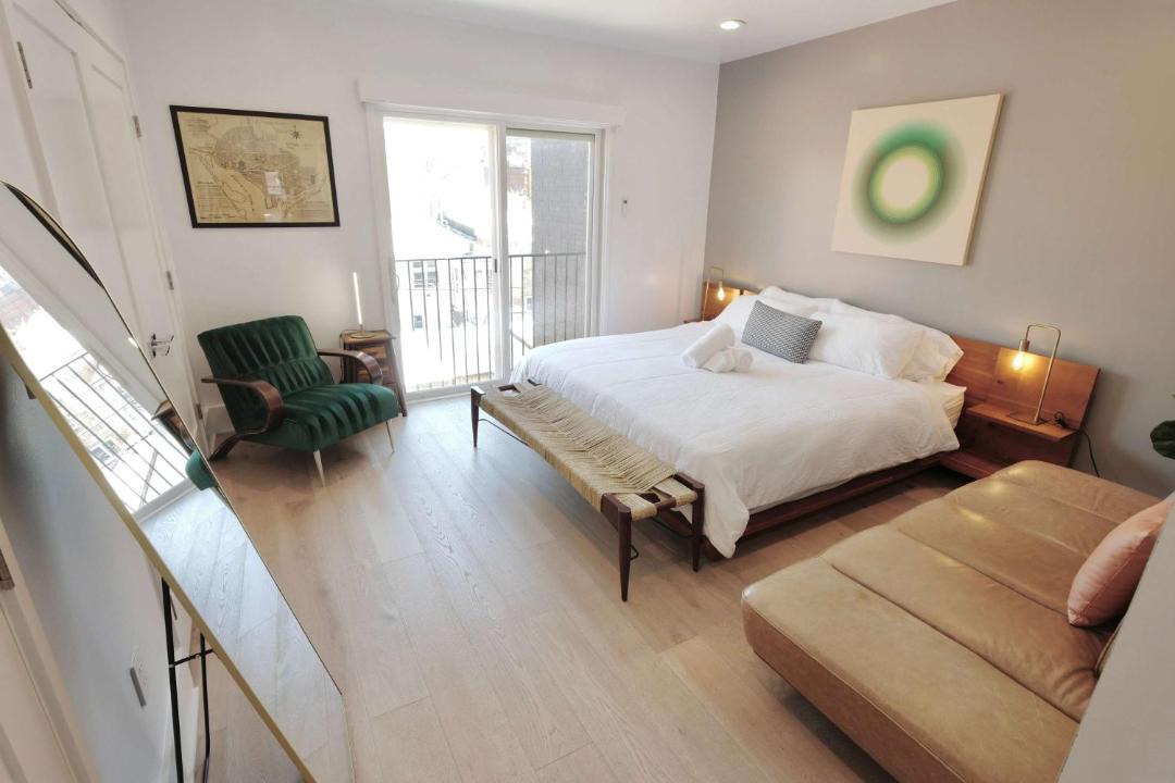 Photo of Bedroom in Logan Circle