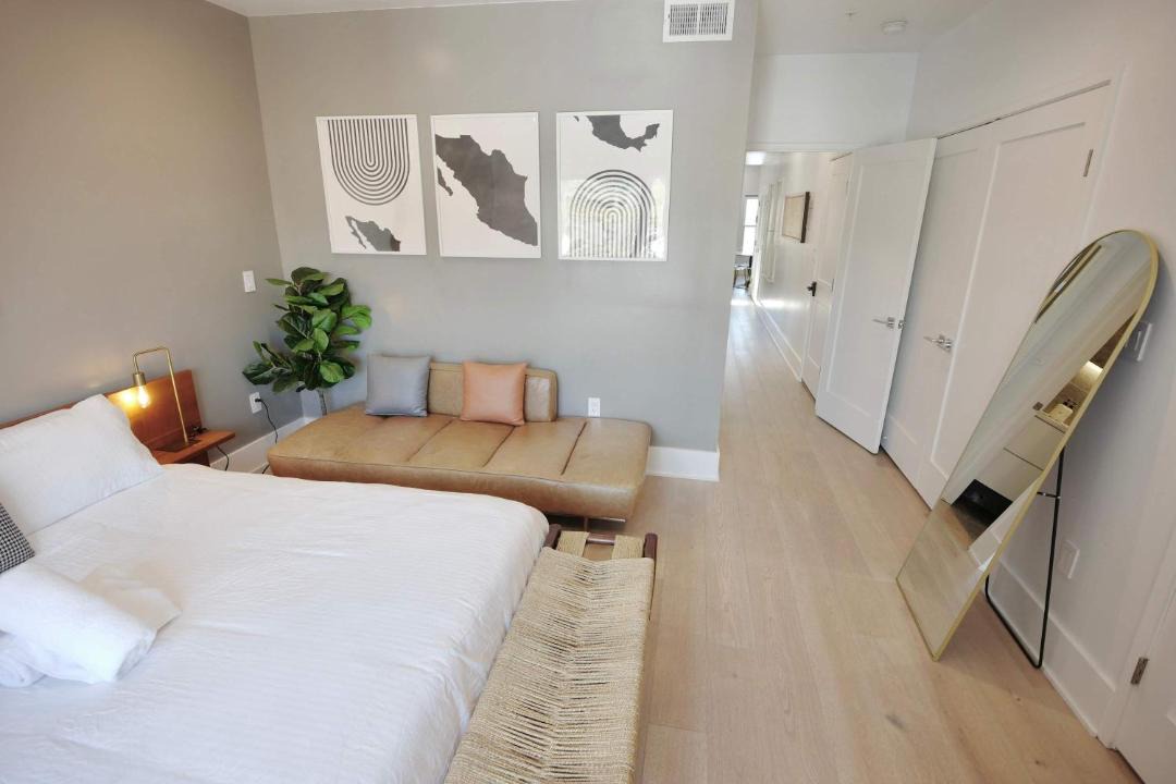 Photo of Bedroom in Logan Circle