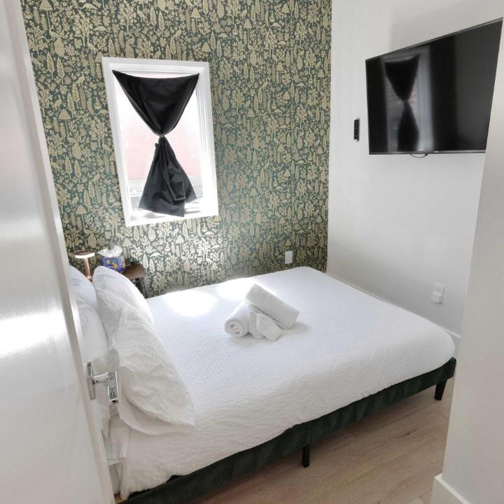 Photo of Bedroom in Logan Circle