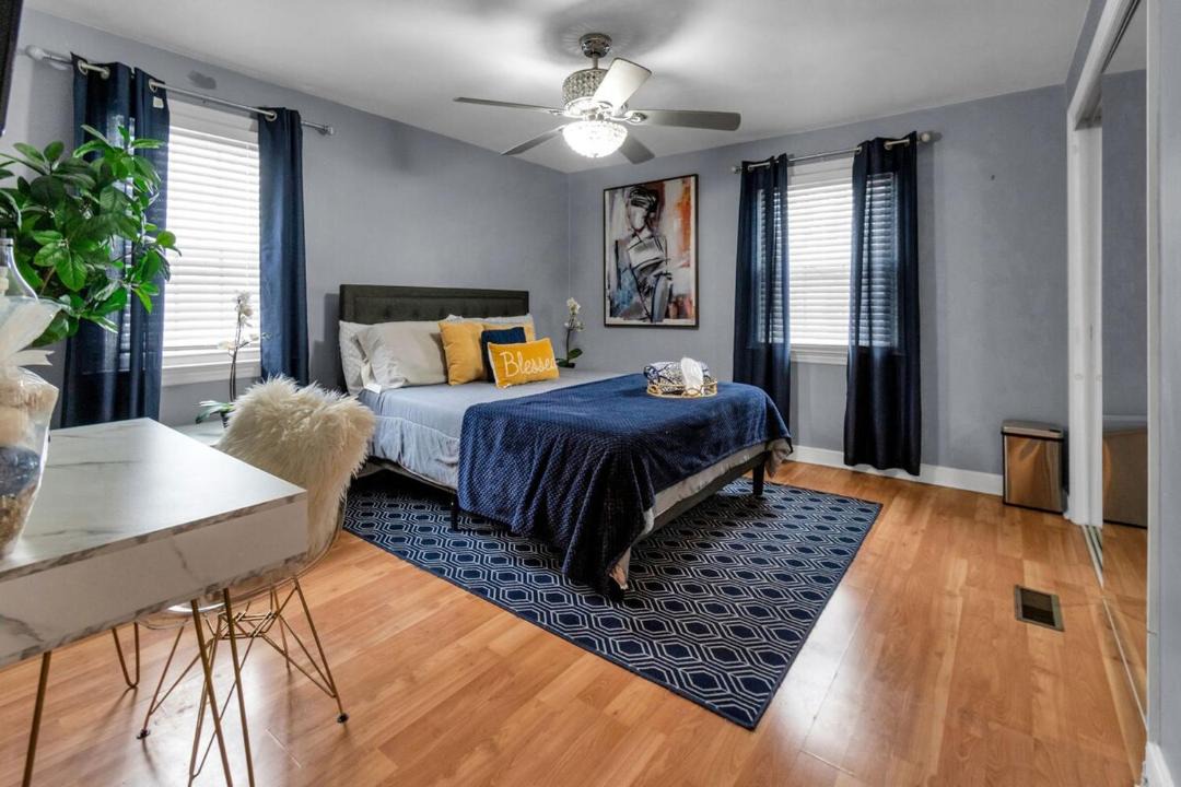 Photo of Bedroom in Hopelawn