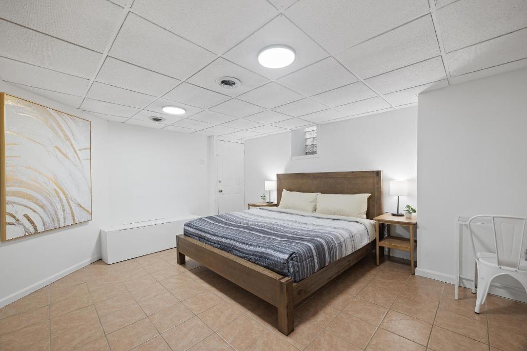 Photo of Bedroom in Shadyside