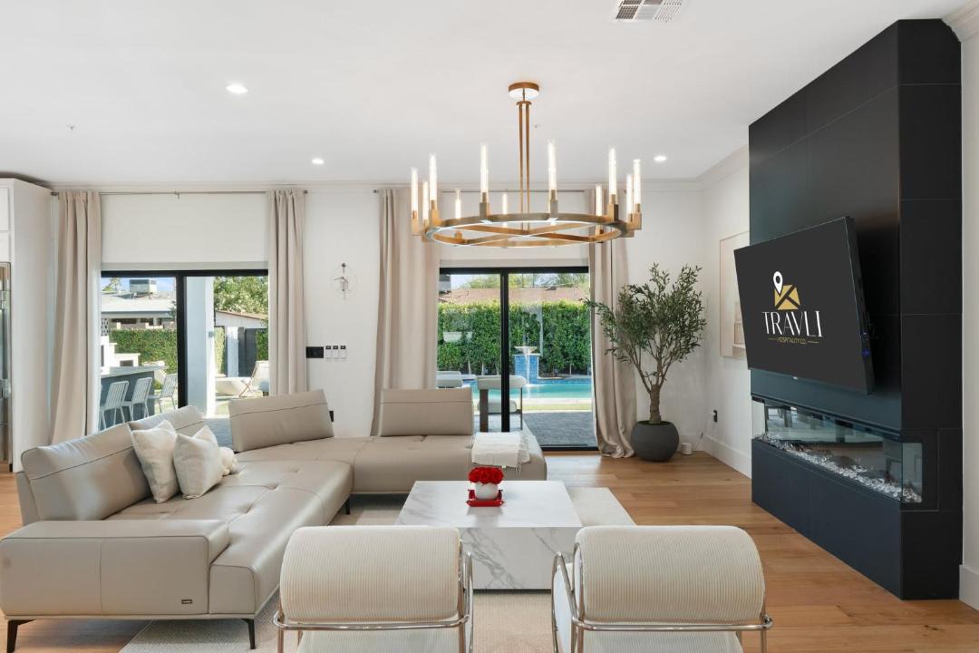 Photo of Livingroom in Pointe Scottsdale