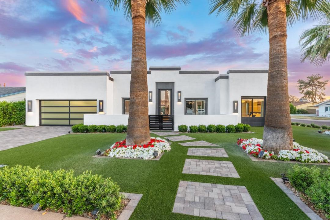 Photo of Others in Pointe Scottsdale