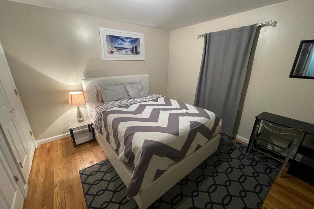 Photo of Bedroom in Newark