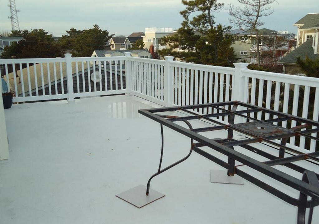 Photo of Patio Balcony in North Beach Haven