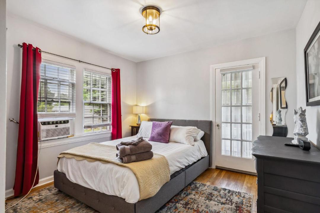Photo of Bedroom in Shaker Heights