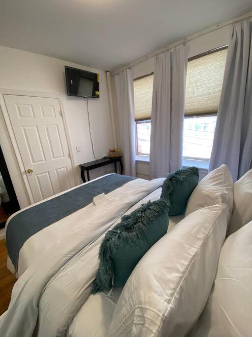 Photo of Bedroom in West New York