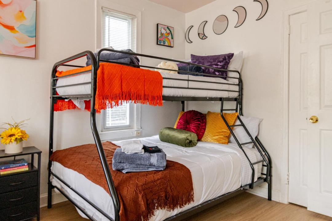 Photo of Bedroom in Bloomingdale