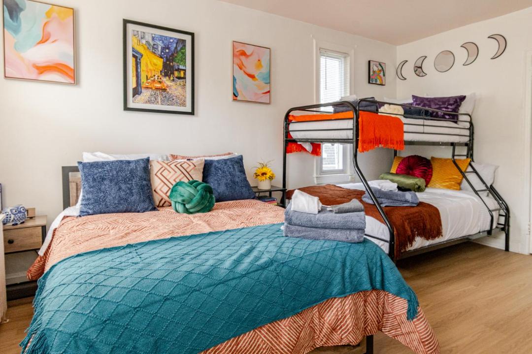 Photo of Bedroom in Bloomingdale