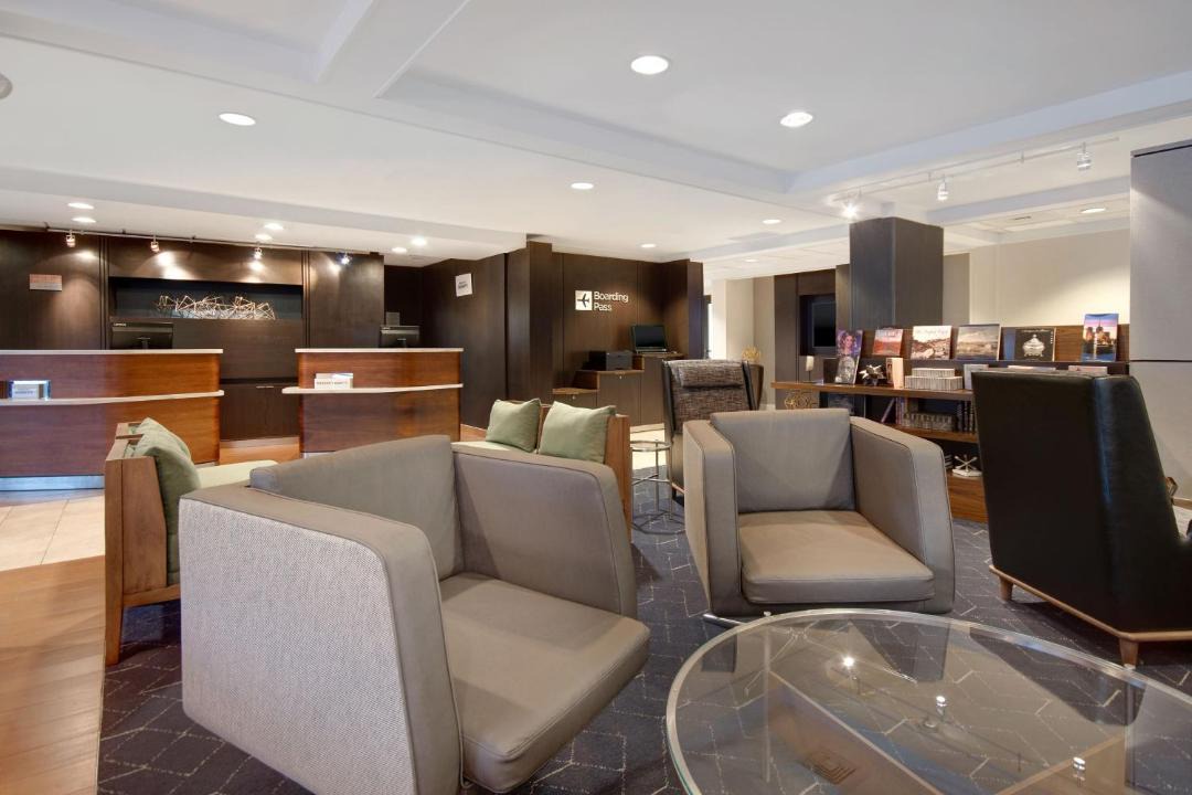 Photo of Livingroom in State College