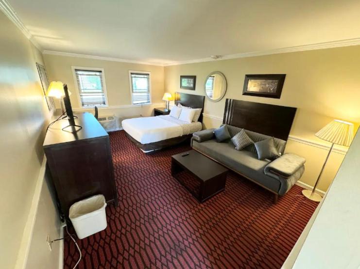 Photo of Bedroom in Strasburg