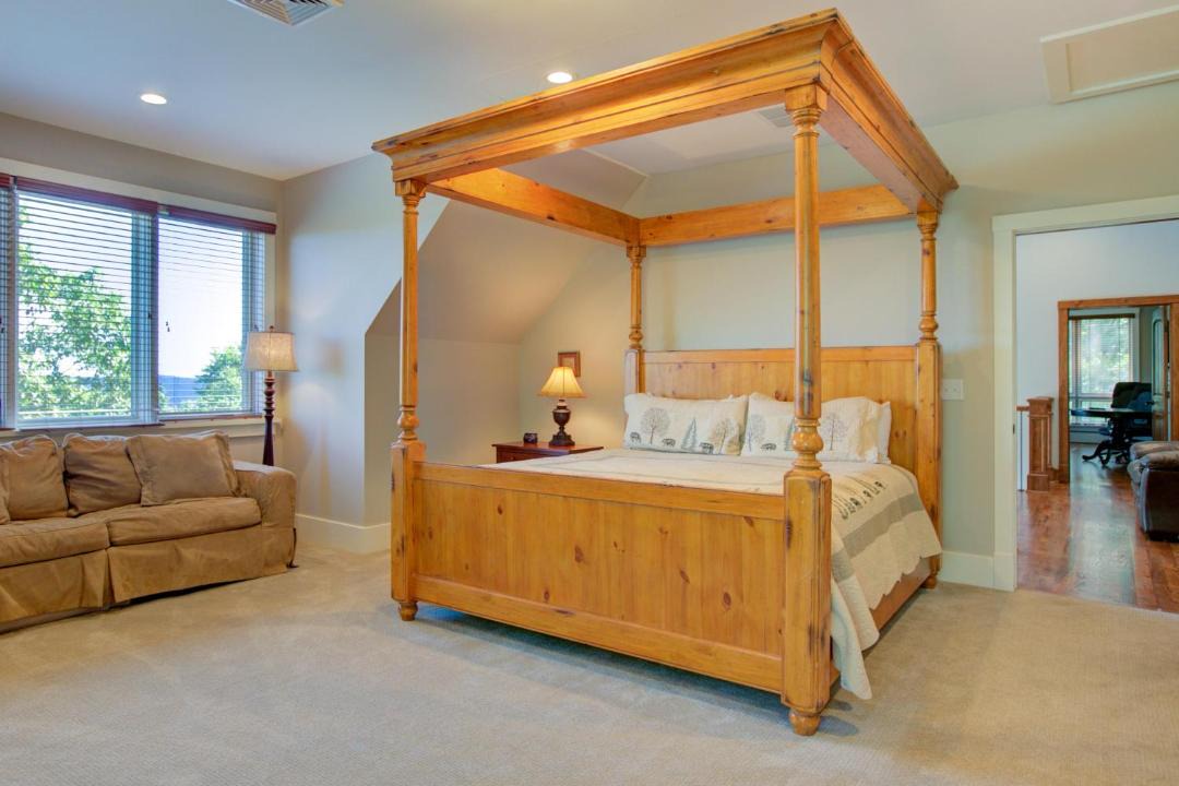 Photo of Bedroom in Chestnut Springs