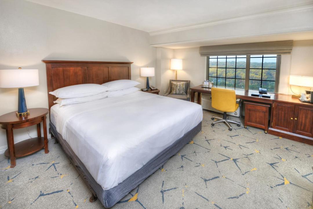 Photo of Bedroom in Linthicum Heights