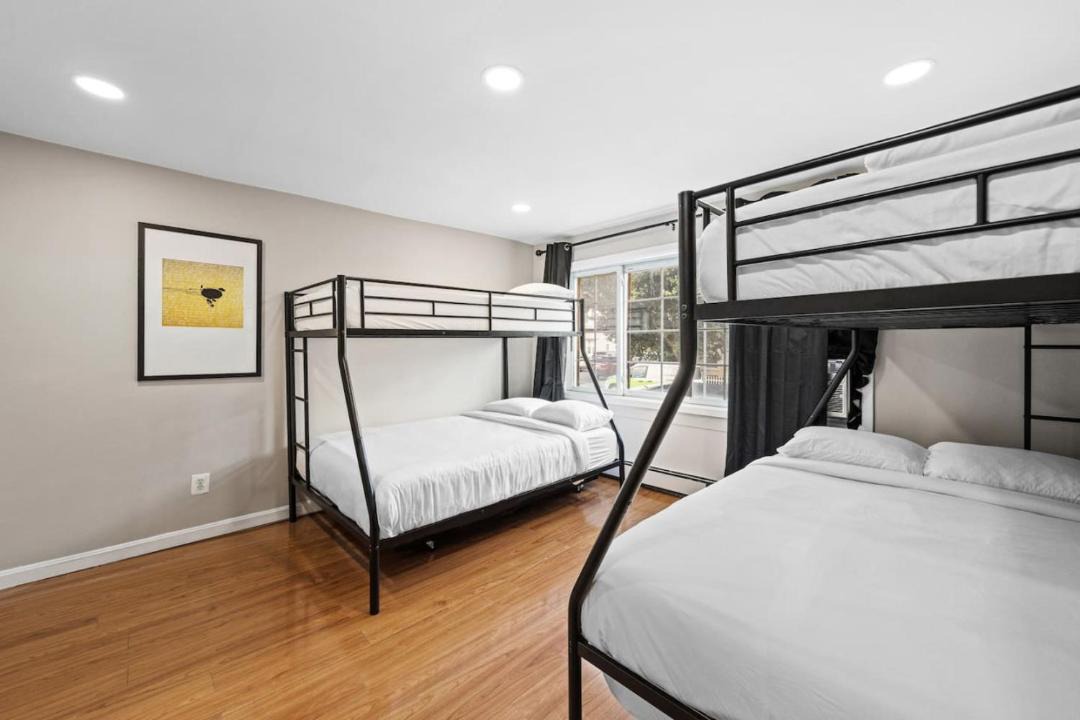 Photo of Bedroom in Constable Hook