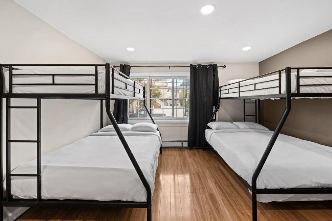 Photo of Bedroom in Constable Hook