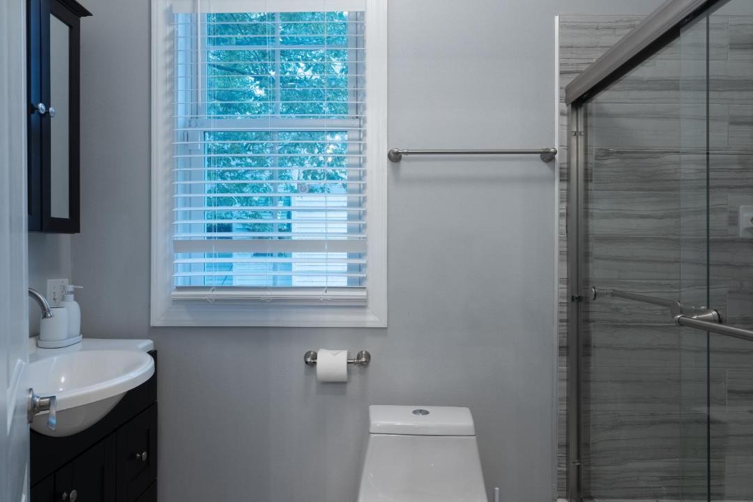 Photo of Bathroom in Aston
