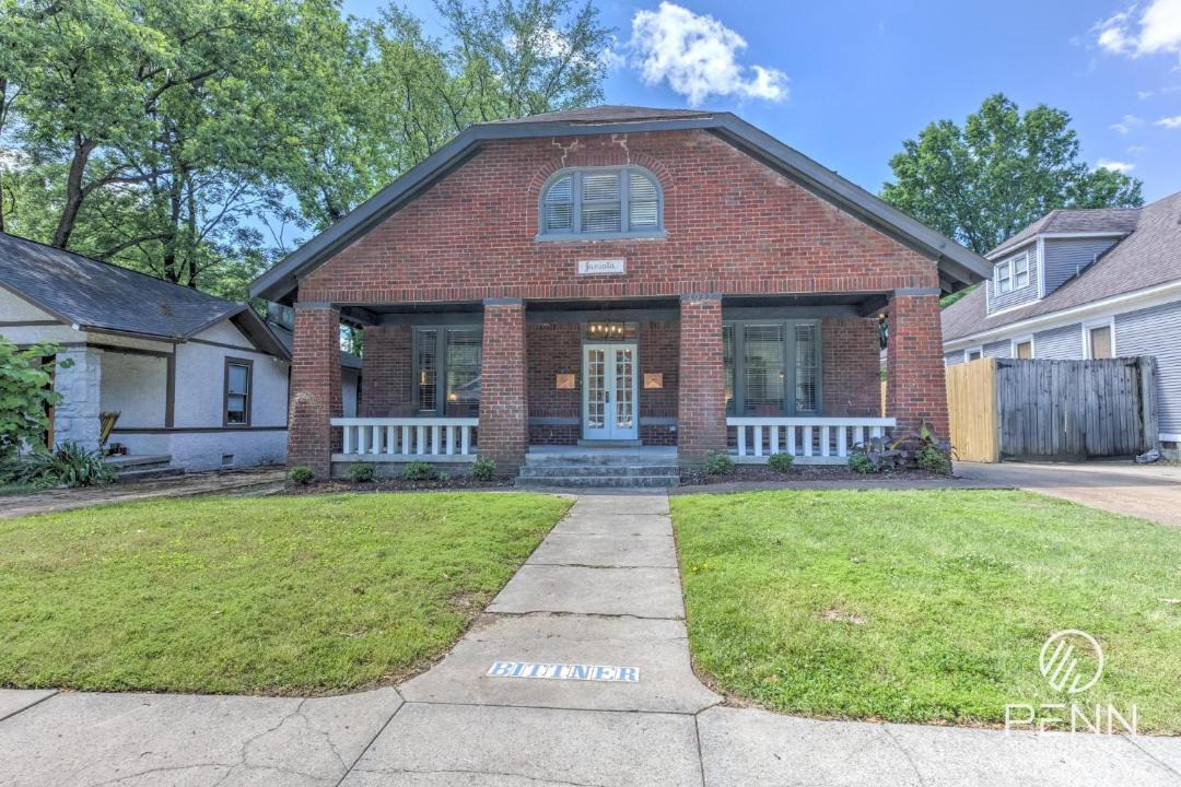 Photo of Others in Cooper-Young Historic District