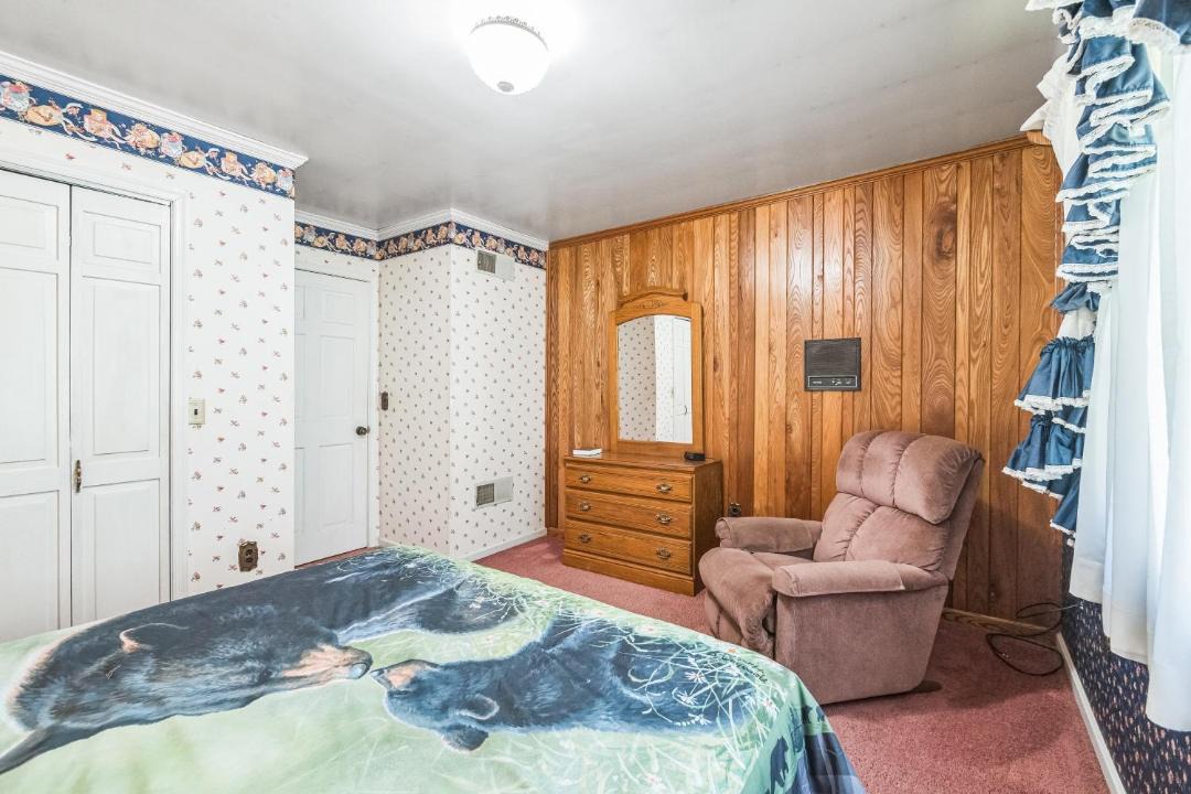 Photo of Bedroom in Cabins