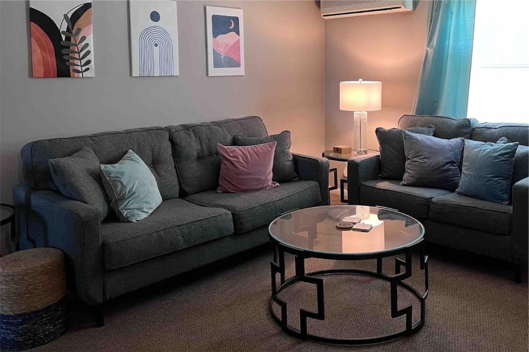 Photo of Livingroom in Masury