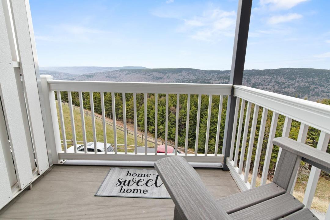 Photo of Patio Balcony in Snowshoe