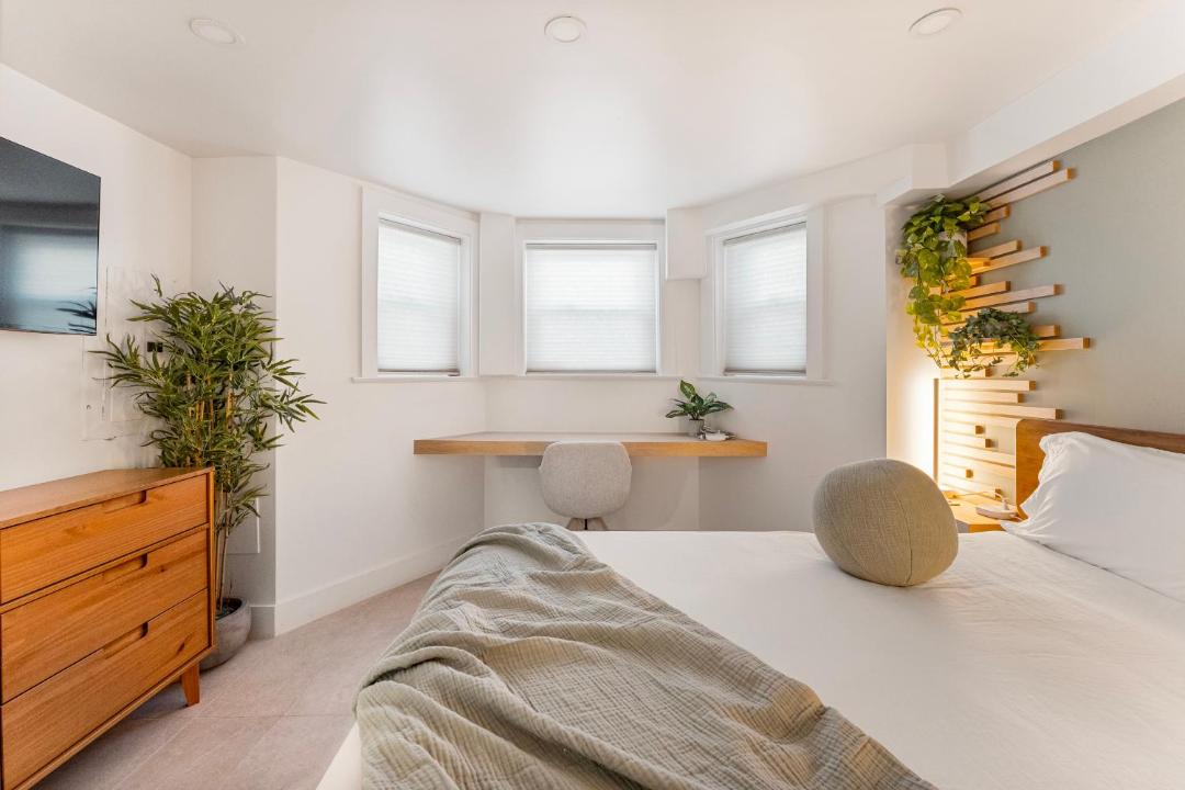 Photo of Bedroom in Near Northeast
