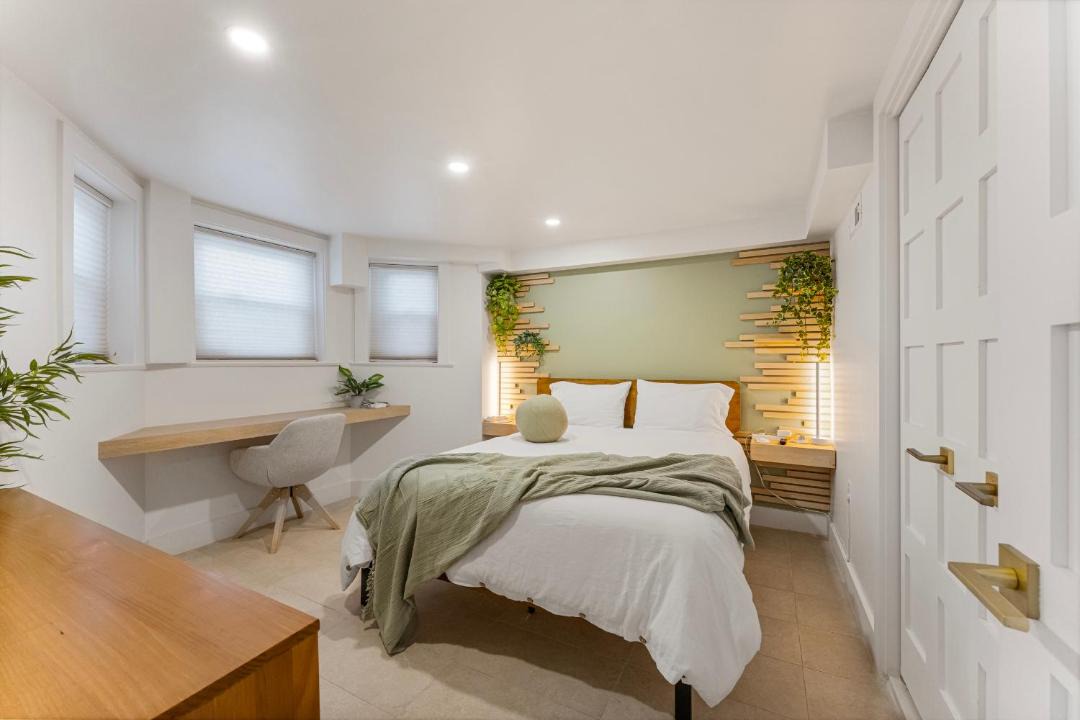 Photo of Bedroom in Near Northeast