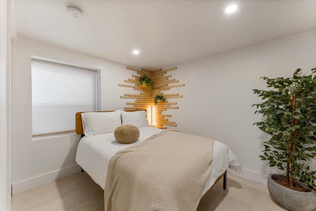 Photo of Bedroom in Near Northeast
